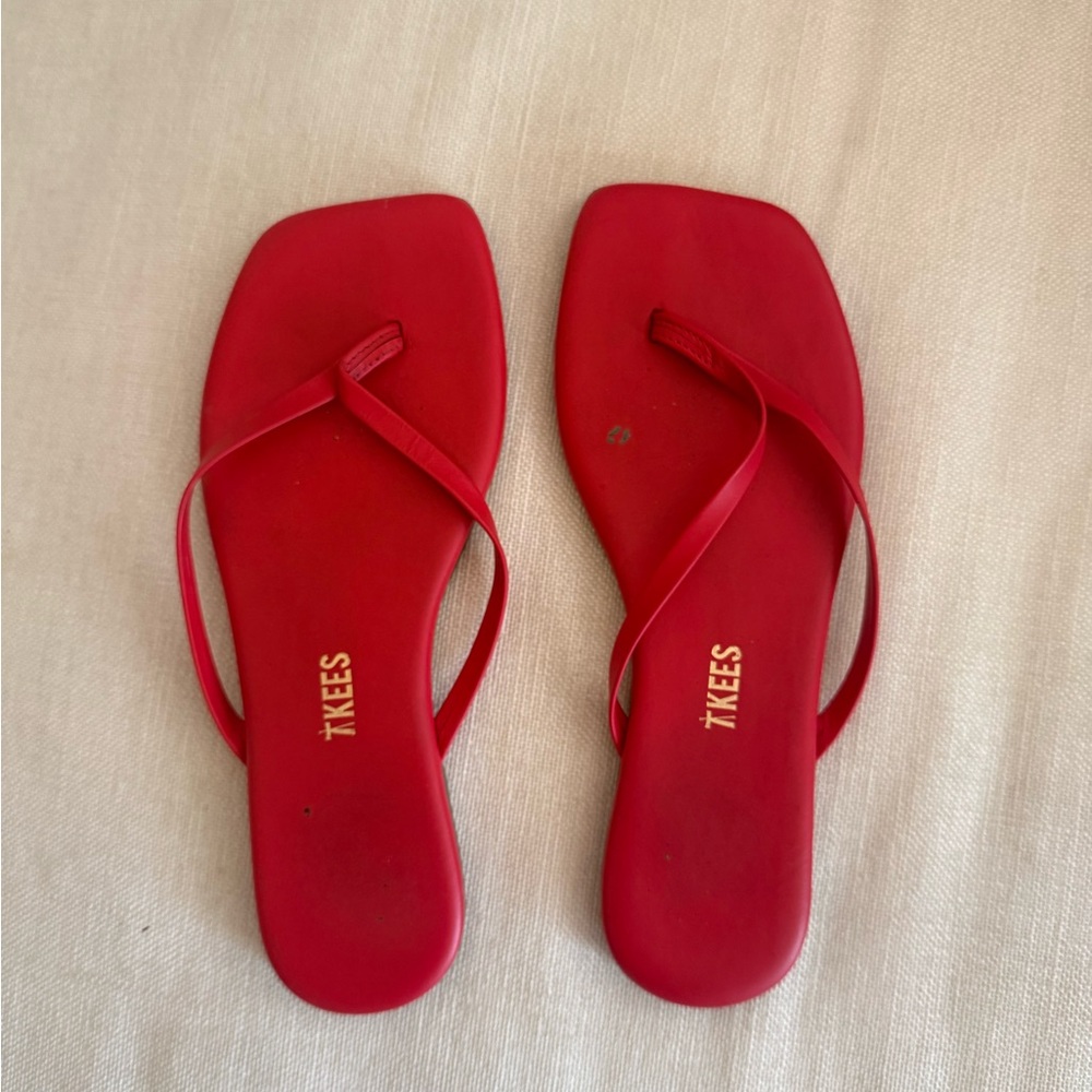 TKEES Red Square-Toe Minimalist Thong Sandals